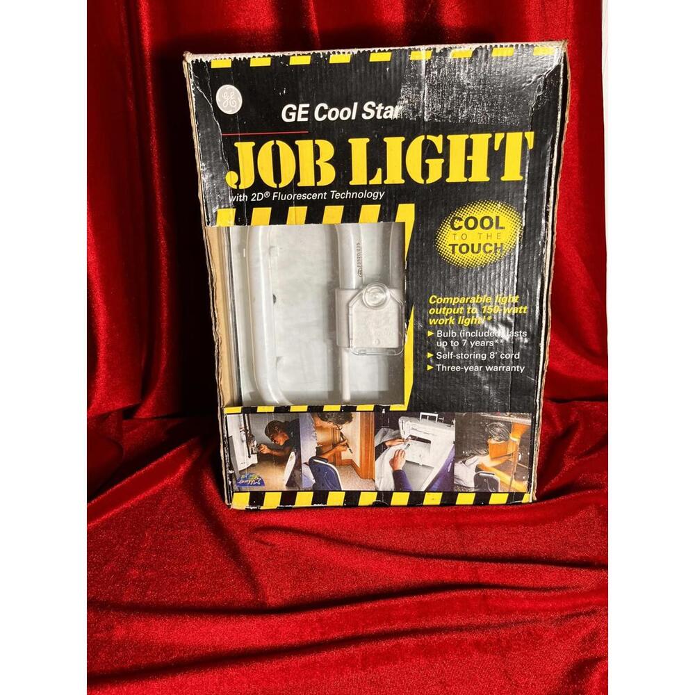 VTG. GE COOL STAR JOB LIGHT (WORK LIGHT)   NEW OLD STOCK.